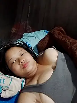 Snapshot of girl-babi chatting on September 29, 3:06 pm girl-babi online show from September 29, 3:06 pm