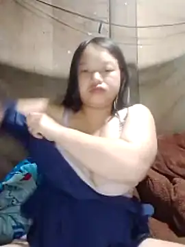 Snapshot of girl-babi chatting on October 16, 3:51 am girl-babi online show from October 16, 3:51 am