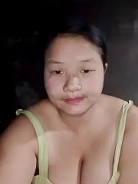 Snapshot of girl-babi chatting on November 25, 9:42 am girl-babi online show from November 25, 9:42 am