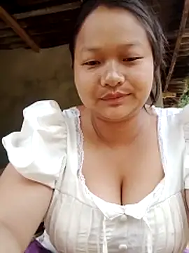 girl-babi online show from May 15, 11:01 pm