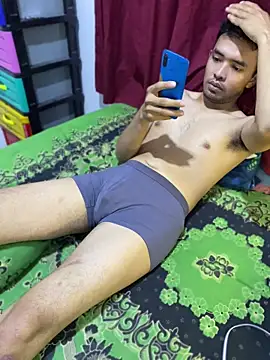 rand1101 online show from April 30, 6:14 pm