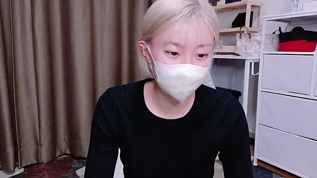 Nana  ch online show from February 14, 3:42 pm