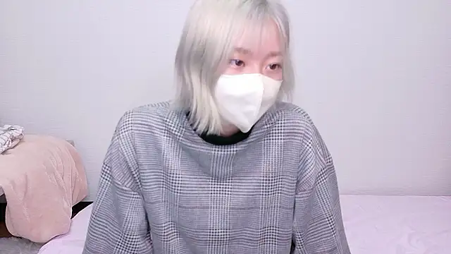 Nana  ch online show from May 25, 6:03 pm