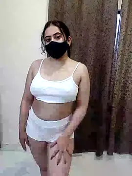 Snapshot of sexy_aaliya_hamidi chatting on October 7, 9:28 am sexy aaliya hamidi online show from October 7, 9:28 am