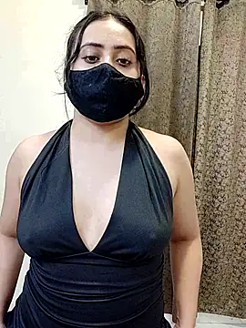 Snapshot of sexy_aaliya_hamidi chatting on October 8, 7:55 pm sexy aaliya hamidi online show from October 8, 7:55 pm