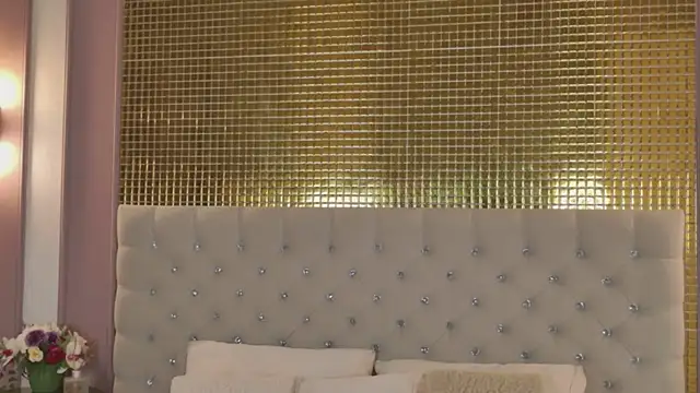 Snapshot of CaitlinSugar chatting on March 14, 4:40 am CaitlinSugar online show from March 14, 4:40 am