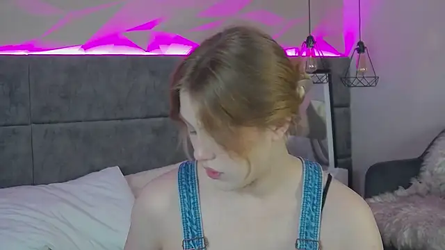 CaitlinSugar online show from June 14, 4:36 am