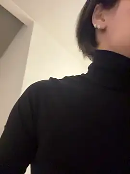 Snapshot of VioletAsh chatting on January 10, 4:25 am VioletAsh online show from January 10, 4:25 am