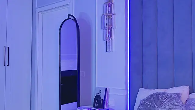 VioletAsh online show from June 2, 4:36 am