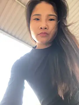 Snapshot of hello_mie chatting on March 8, 11:52 pm hello mie online show from March 8, 11:52 pm