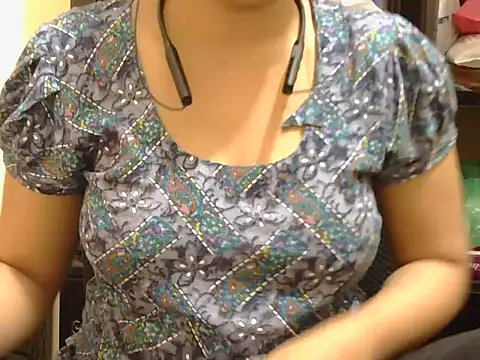 Snapshot of fairy_queen07 chatting on September 30, 5:56 am fairy queen07 online show from September 30, 5:56 am