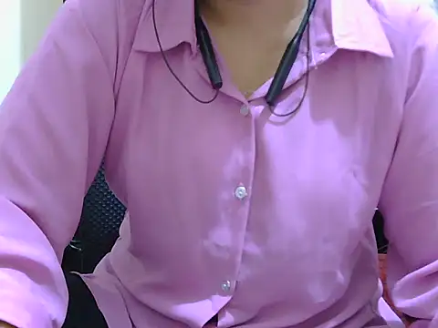 Snapshot of fairy_queen07 chatting on October 18, 3:02 pm fairy queen07 online show from October 18, 3:02 pm