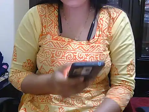 Snapshot of fairy_queen07 chatting on November 25, 6:46 am fairy queen07 online show from November 25, 6:46 am