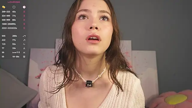 KissieKat online show from November 7, 7:19 am