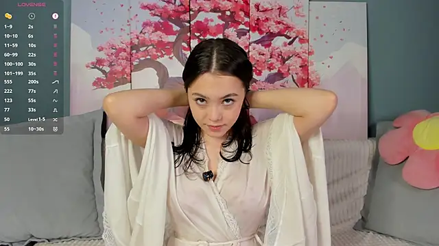 KissieKat online show from December 4, 7:28 am