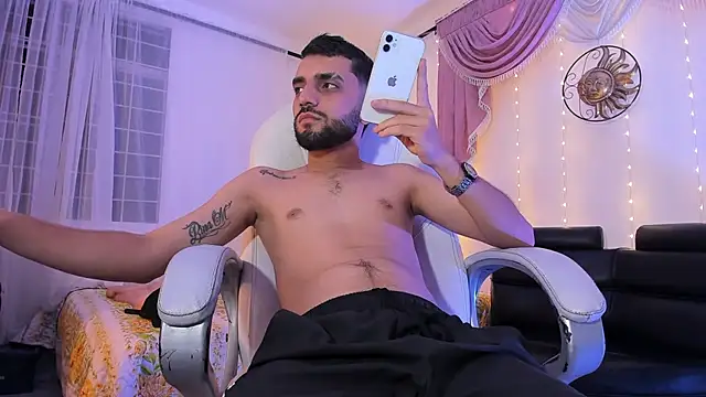 Jeremyy Boy online show from October 9, 2:31 am
