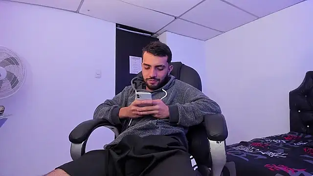 Jeremyy Boy online show from October 16, 12:33 am