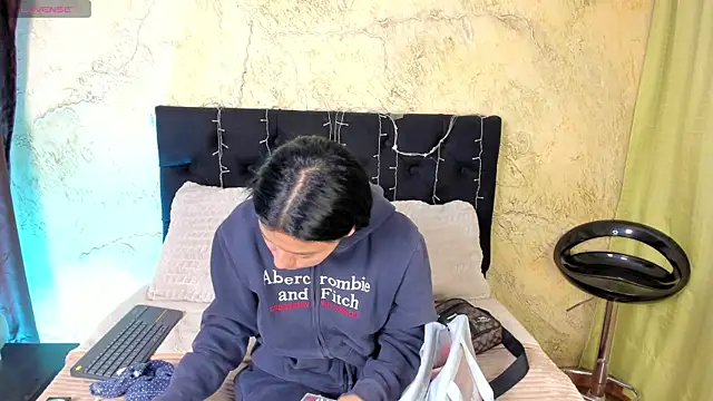 Snapshot of Tiffany_Nm chatting on May 14, 3:08 pm Tiffany Nm online show from May 14, 3:08 pm