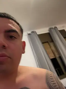 davidxxx099 online show from April 29, 10:05 pm