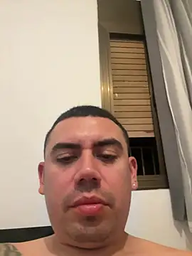 davidxxx099 online show from August 1, 11:47 pm