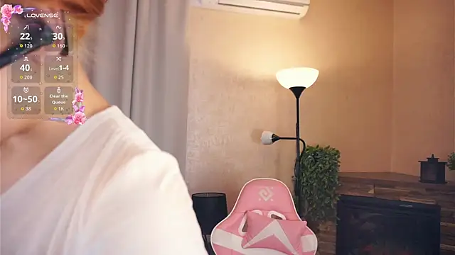 VerniceEngelking online show from October 31, 6:03 am