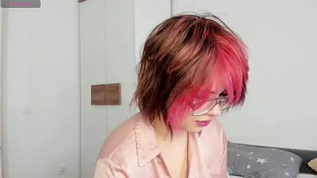 Snapshot of VerniceEngelking chatting on June 20, 6:27 am VerniceEngelking online show from June 20, 6:27 am