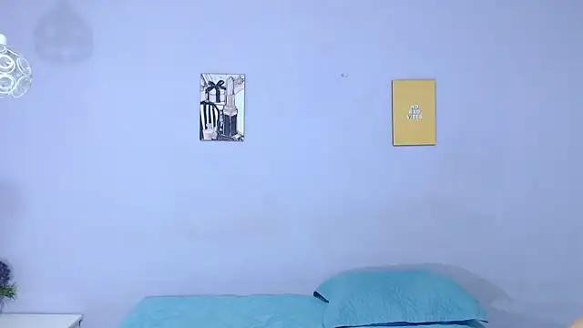 Snapshot of onixandghosty1 chatting on October 25, 7:08 pm onixandghosty1 online show from October 25, 7:08 pm