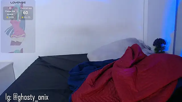 onixandghosty1 online show from June 27, 6:46 pm