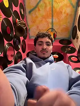 amo660 online show from March 8, 7:06 pm