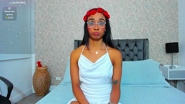 Snapshot of Cataleya_Wayne chatting on September 22, 8:00 pm Cataleya Wayne online show from September 22, 8:00 pm