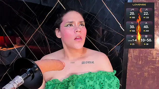 TIFFANY GLOW   online show from October 4, 10:41 pm