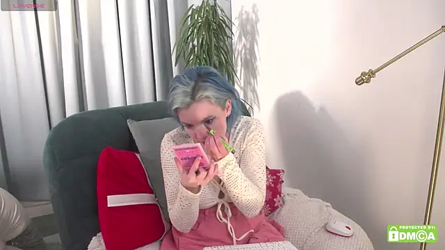 bluebeell online show from April 24, 1:24 pm