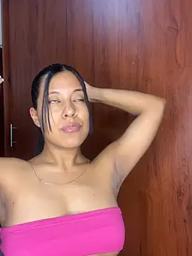 Snapshot of Kendra_C chatting on July 23, 1:19 am Kendra C online show from July 23, 1:19 am