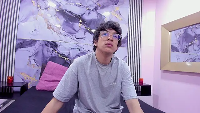 Snapshot of Desire_Ecstasy chatting on November 14, 1:10 pm Desire Ecstasy online show from November 14, 1:10 pm