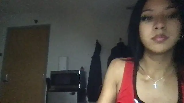 Snapshot of petitelatinateen chatting on October 5, 1:04 am petitelatinateen online show from October 5, 1:04 am