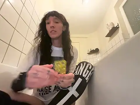 Styxlust online show from February 1, 11:58 pm