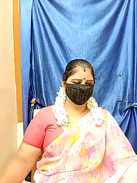 Snapshot of sushma26 chatting on October 2, 6:04 pm sushma26 online show from October 2, 6:04 pm