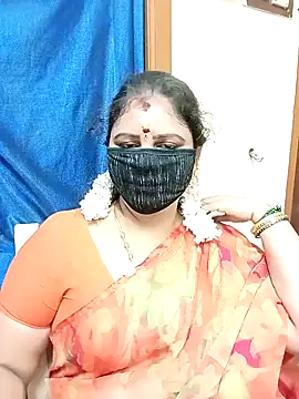 Snapshot of sushma26 chatting on October 31, 1:45 pm sushma26 online show from October 31, 1:45 pm