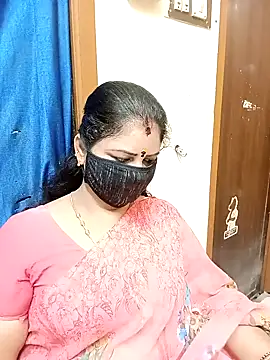 Snapshot of sushma26 chatting on November 12, 2:45 am sushma26 online show from November 12, 2:45 am