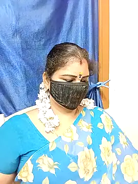 Snapshot of sushma26 chatting on November 14, 4:49 pm sushma26 online show from November 14, 4:49 pm