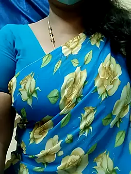 Snapshot of sushma26 chatting on May 21, 5:53 pm sushma26 online show from May 21, 5:53 pm