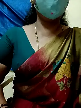 Snapshot of sushma26 chatting on May 23, 5:50 pm sushma26 online show from May 23, 5:50 pm