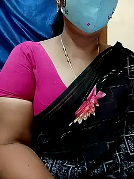 Snapshot of sushma26 chatting on May 27, 6:05 pm sushma26 online show from May 27, 6:05 pm