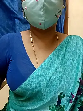 Snapshot of sushma26 chatting on June 11, 6:06 pm sushma26 online show from June 11, 6:06 pm