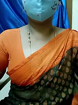 Snapshot of sushma26 chatting on June 12, 5:56 pm sushma26 online show from June 12, 5:56 pm