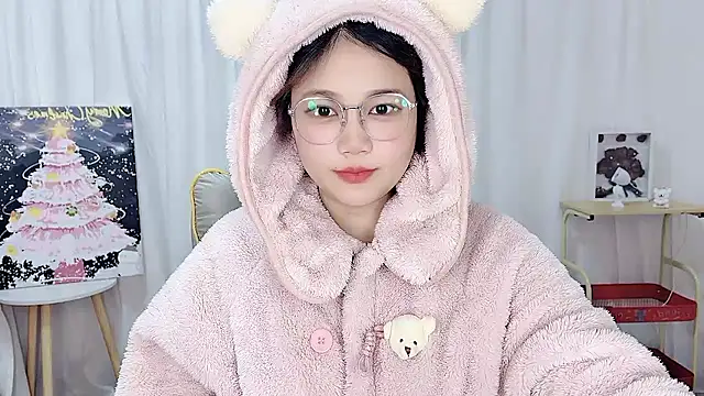 Snapshot of Dec-7758 chatting on January 9, 6:27 am Dec-7758 online show from January 9, 6:27 am