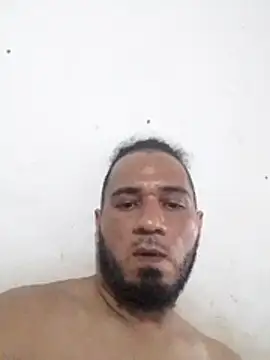 Snapshot of Miler247198 chatting on June 2, 7:43 am Miler247198 online show from June 2, 7:43 am