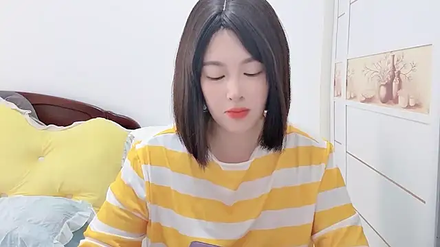 Snapshot of FeilL2t chatting on October 30, 2:57 am FeilL2t online show from October 30, 2:57 am