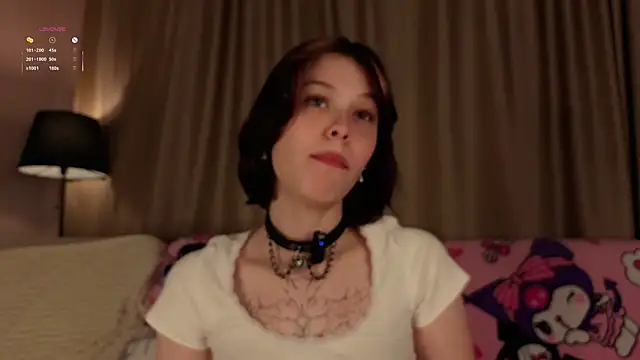 Snapshot of LurleneRamo chatting on October 7, 1:03 am LurleneRamo online show from October 7, 1:03 am