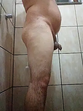 Snapshot of branquinho3 chatting on October 15, 2:33 am branquinho3 online show from October 15, 2:33 am